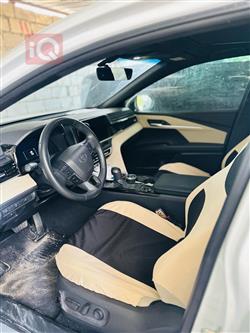 تۆیۆتا کامری